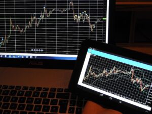 円建て取引所でPCを使った最適な取引方法は？